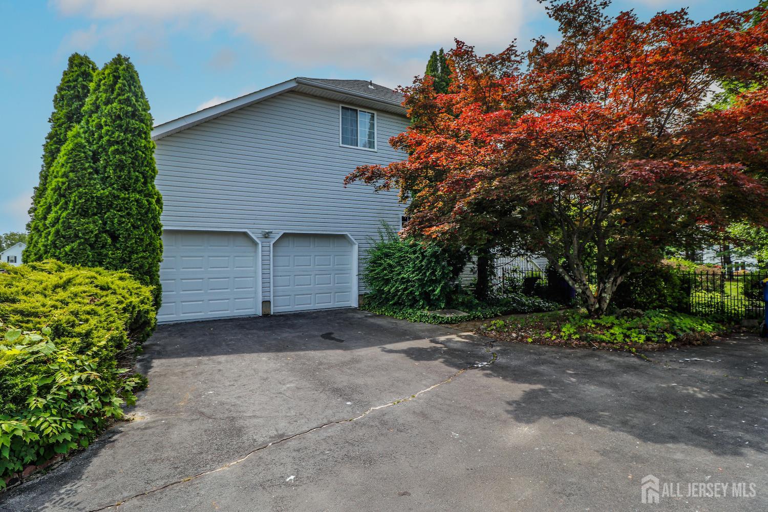8 Staudt Court, Franklin NJ 08873 - View 5