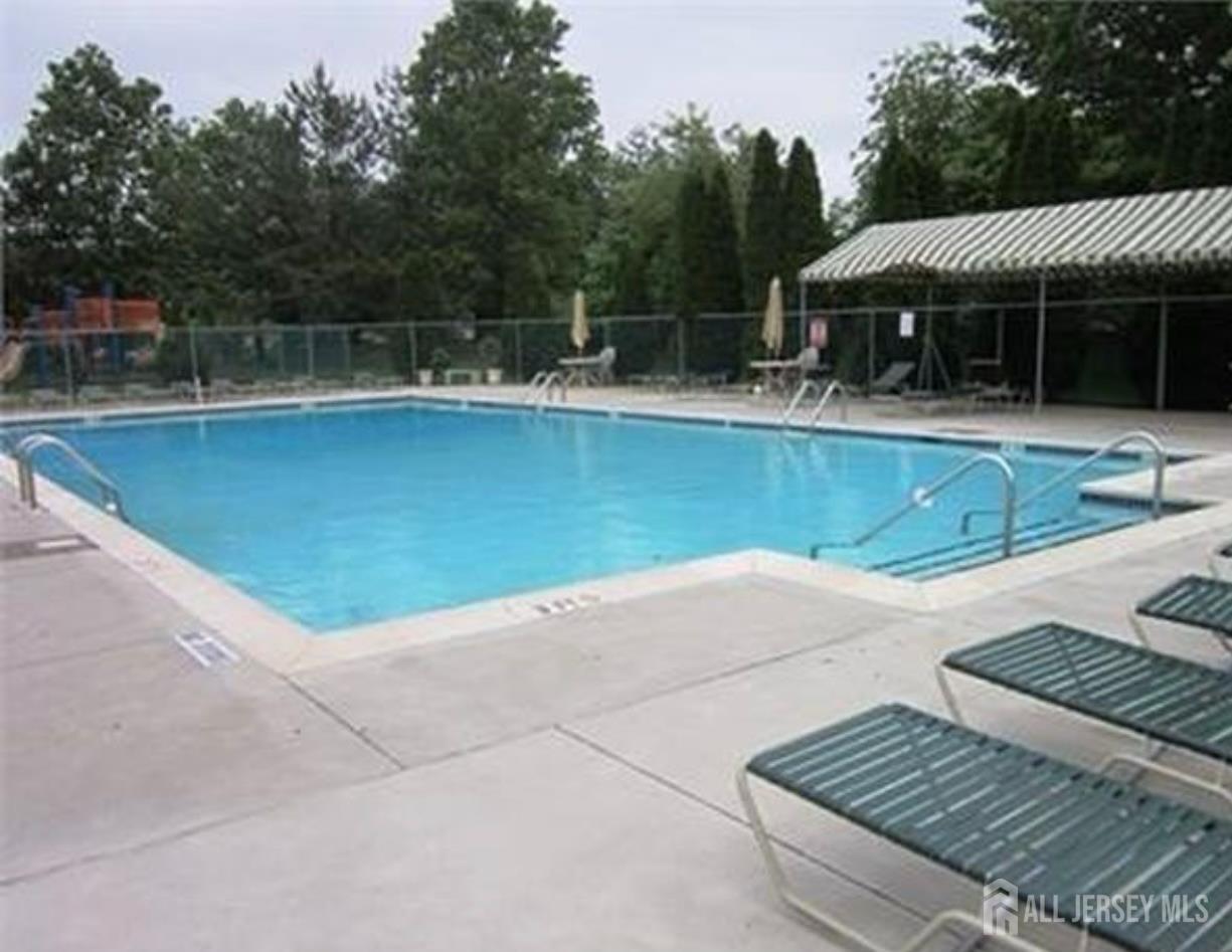 405 Danbury ln Lane, East Brunswick NJ 08816 - View 3