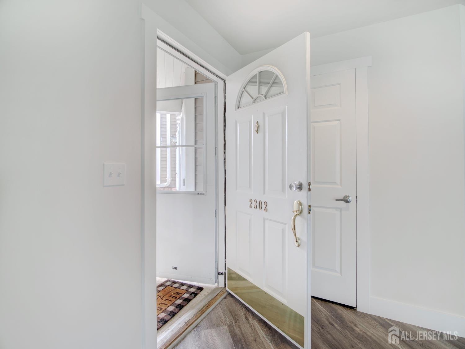 2302 Timber Ridge Court, Sayreville NJ 08859 - View 4