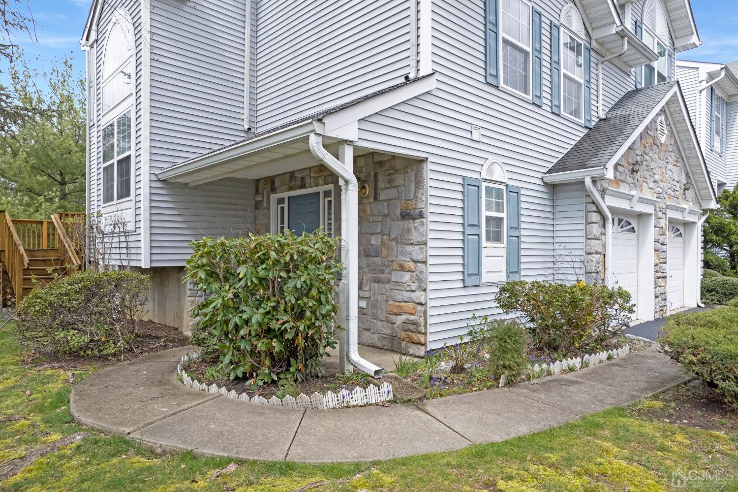 7 Rondell Lane, South Amboy NJ 08879 - View 2
