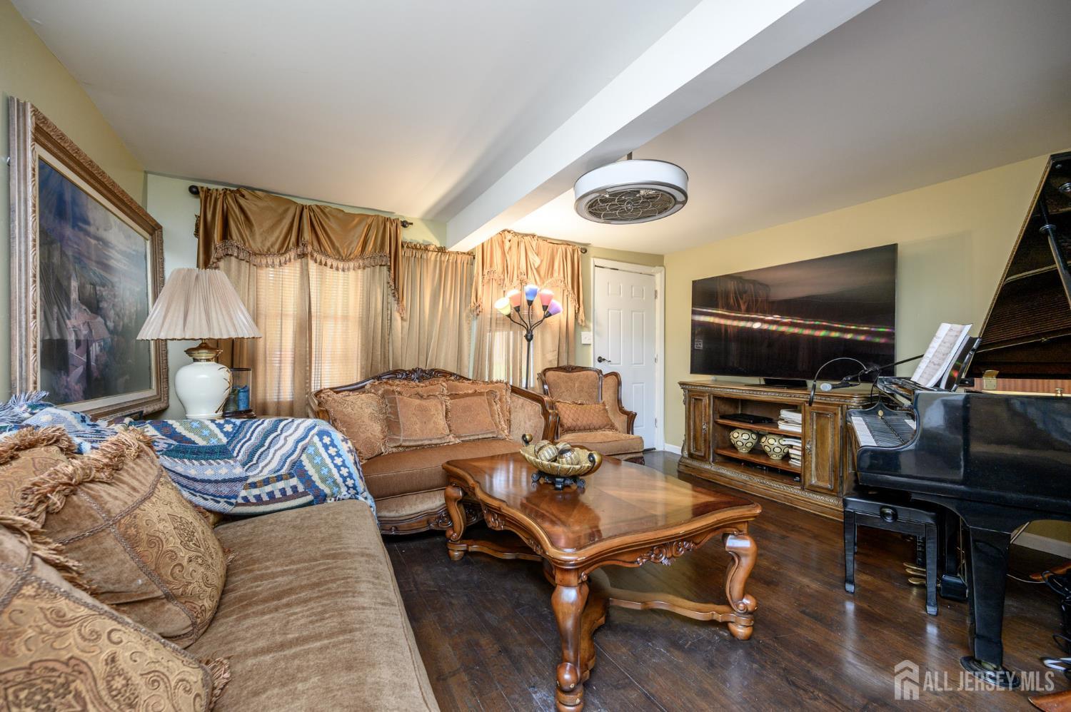 195 Washington Street, Mount Holly NJ 08060 - View 5