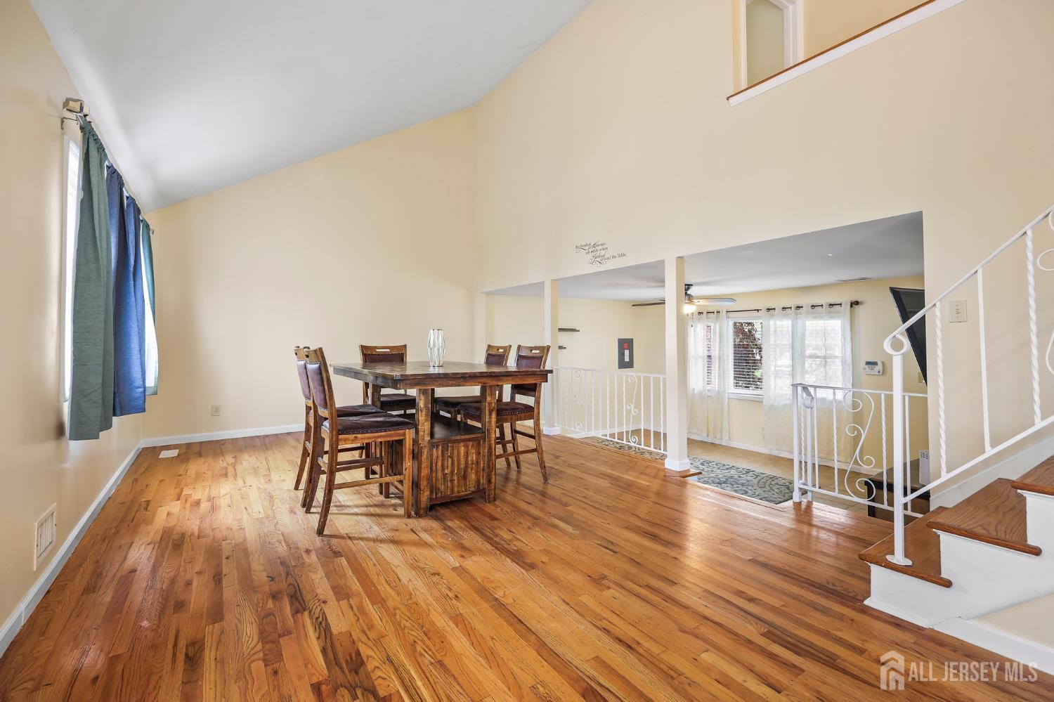 768 May Avenue, Perth Amboy NJ 08861 - View 5