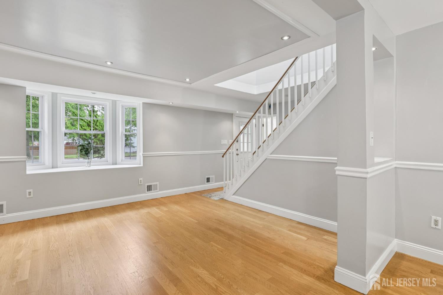 364 Grandview Avenue, Piscataway NJ 08854 - View 2