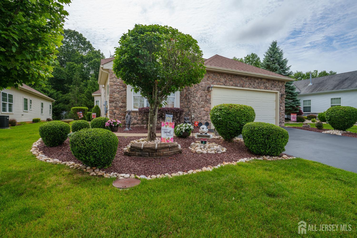 263 Valencia Drive, Monroe NJ 08831 - View 2