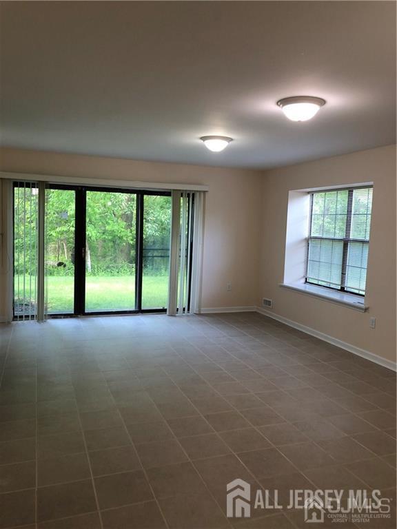 322 Hampshire Court, Piscataway NJ 08854 - View 3