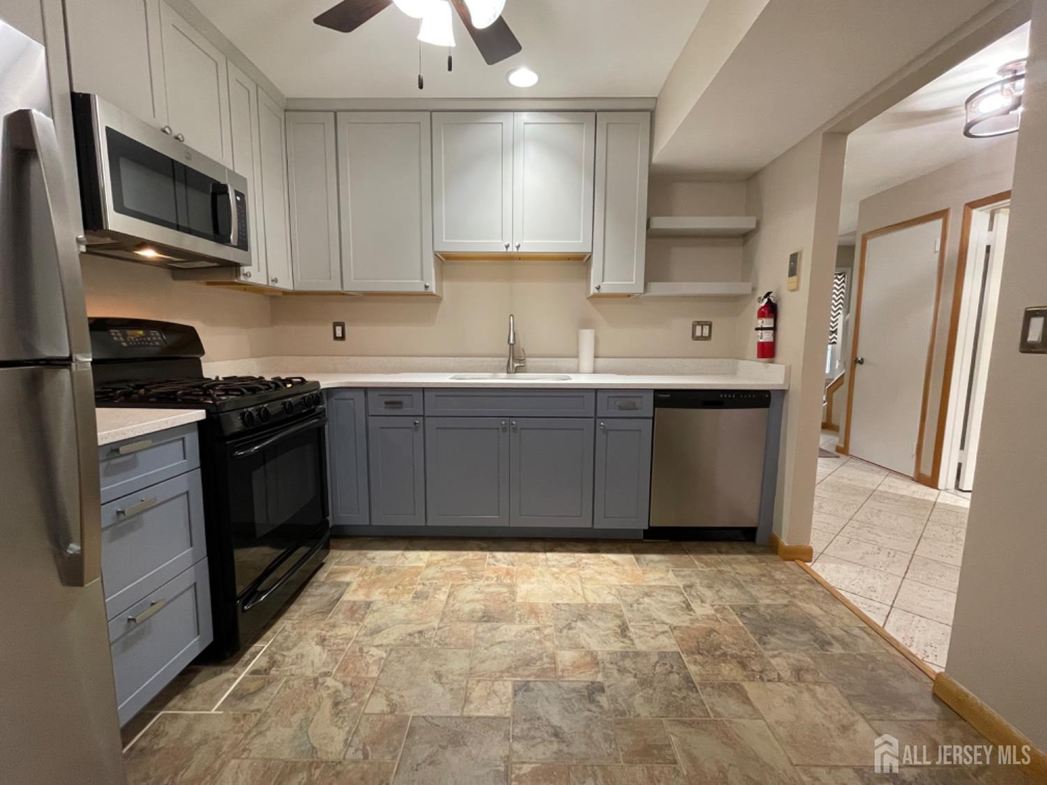 8 Killington Court, Old Bridge NJ 08857 - View 4