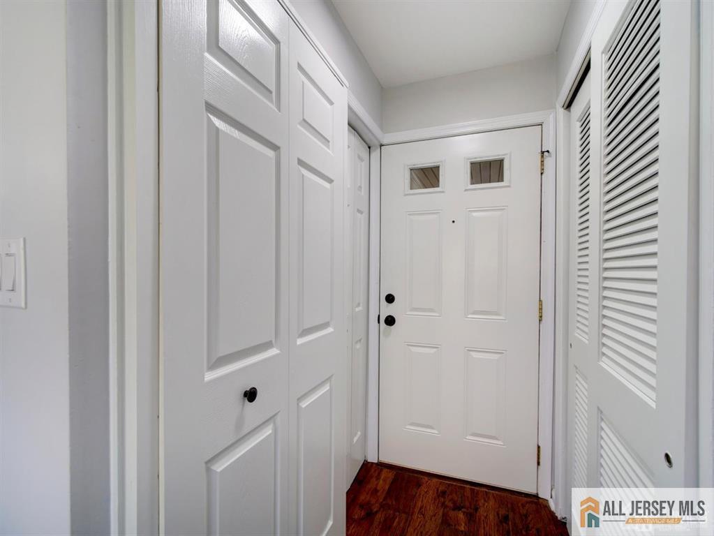 105 Longfield Court, East Brunswick NJ 08816 - View 3