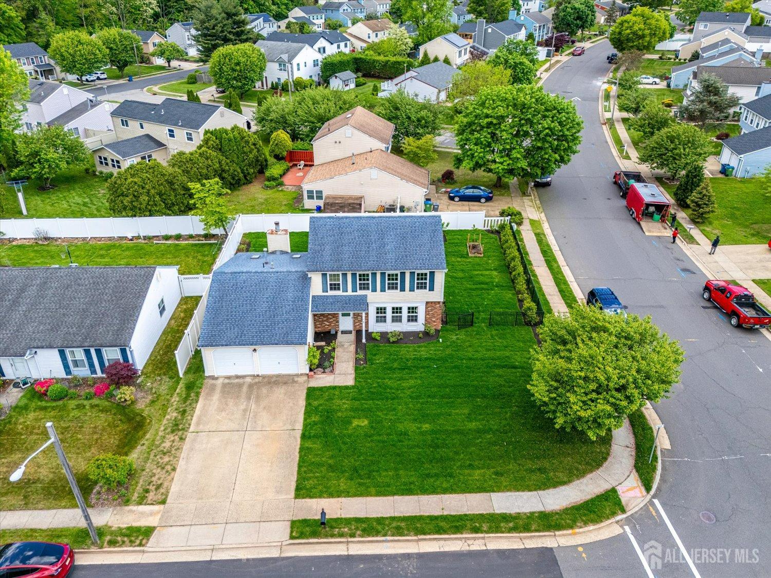 40 Azalea Drive, Edison NJ 08820 - View 5