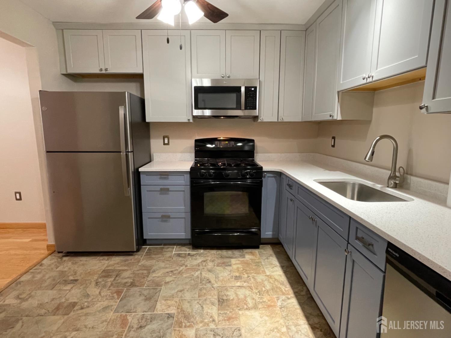8 Killington Court, Old Bridge NJ 08857 - View 3