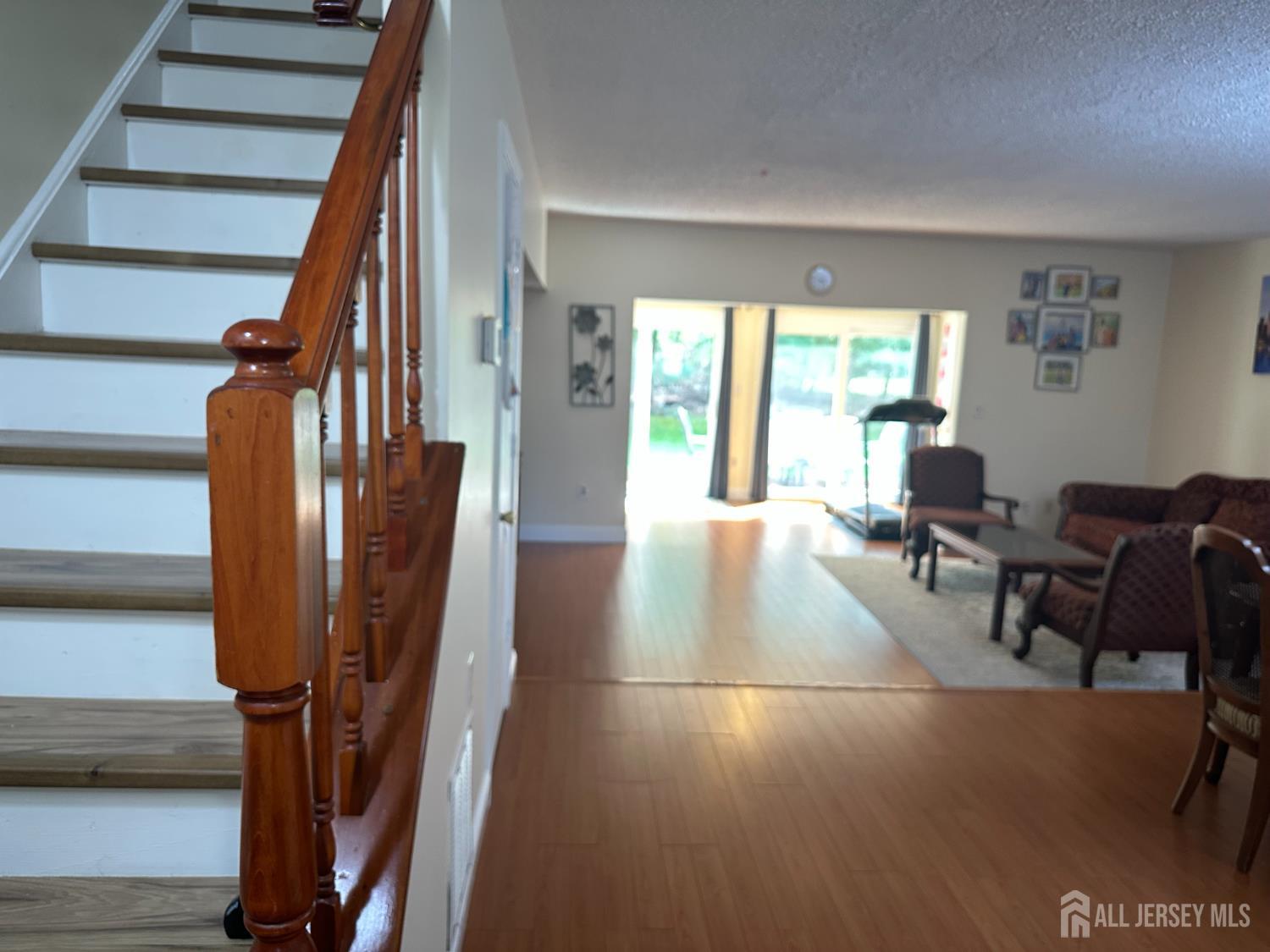 13 Albury Way, North Brunswick NJ 08902 - View 2