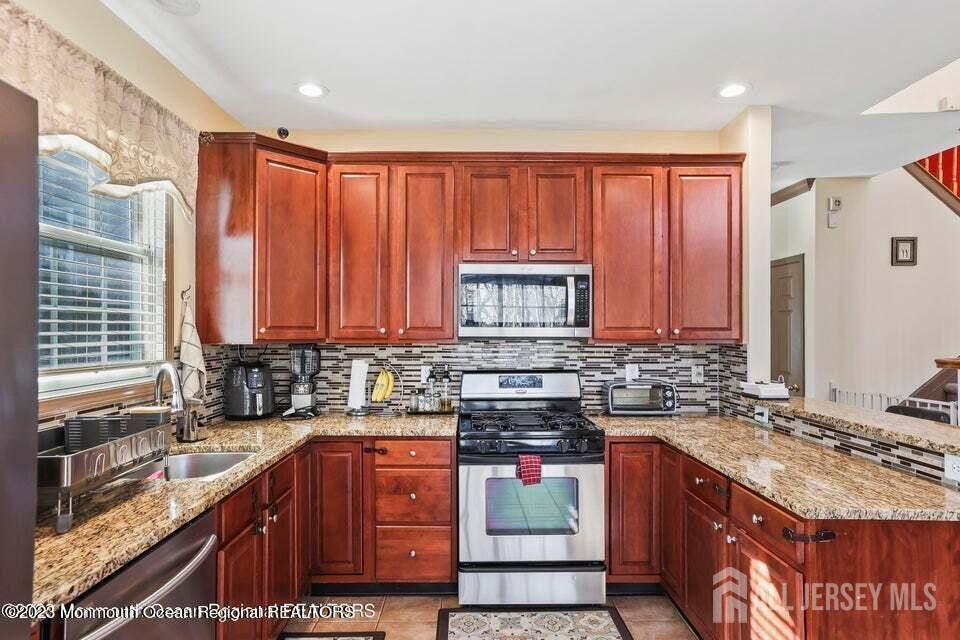 83 osprey Drive, Old Bridge NJ 08857 - View 3