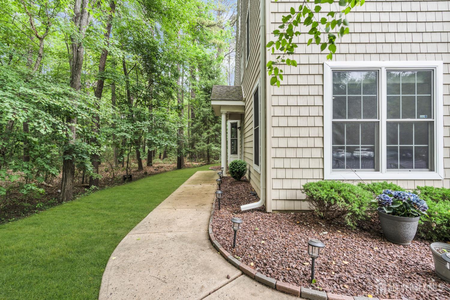 22 Daffodil Way, Old Bridge NJ 08857 - View 4