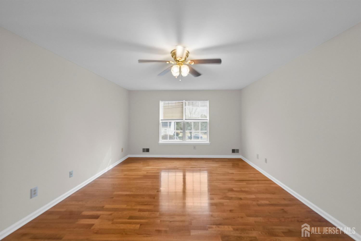 34 Cornelius Way, Franklin NJ 08873 - View 4