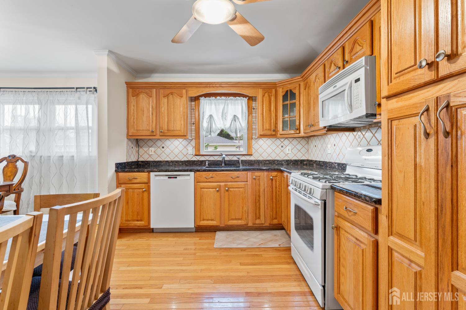 44 Pleasant Avenue, Iselin NJ 08830 - View 4