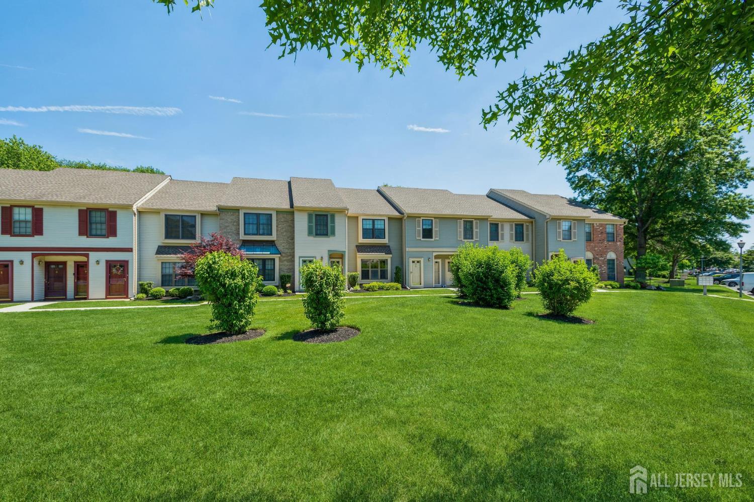 151 Wyndham Place, Robbinsville NJ 08691 - View 2