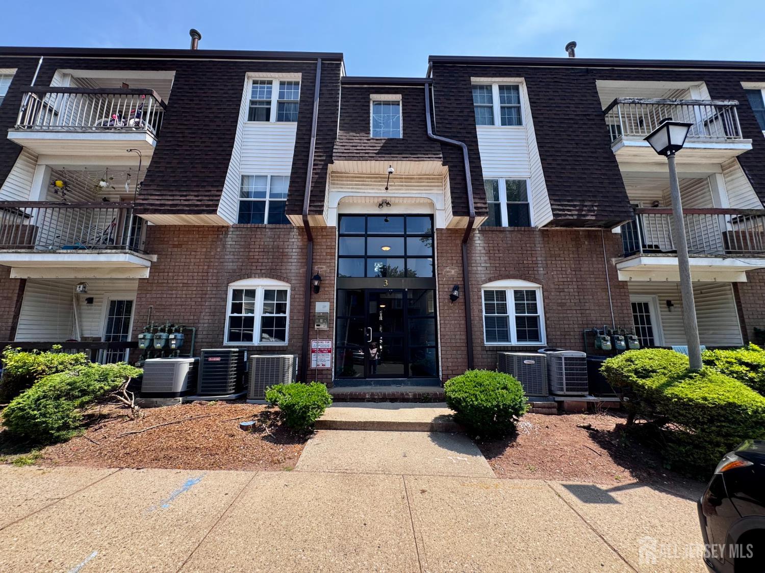 311 Green Hollow Drive, Iselin NJ 08830 - View 5