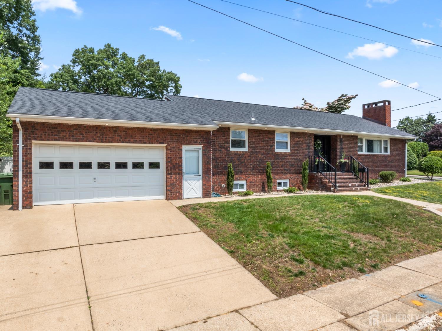 18 Charlotte Street, Sayreville NJ 08872 - View 2