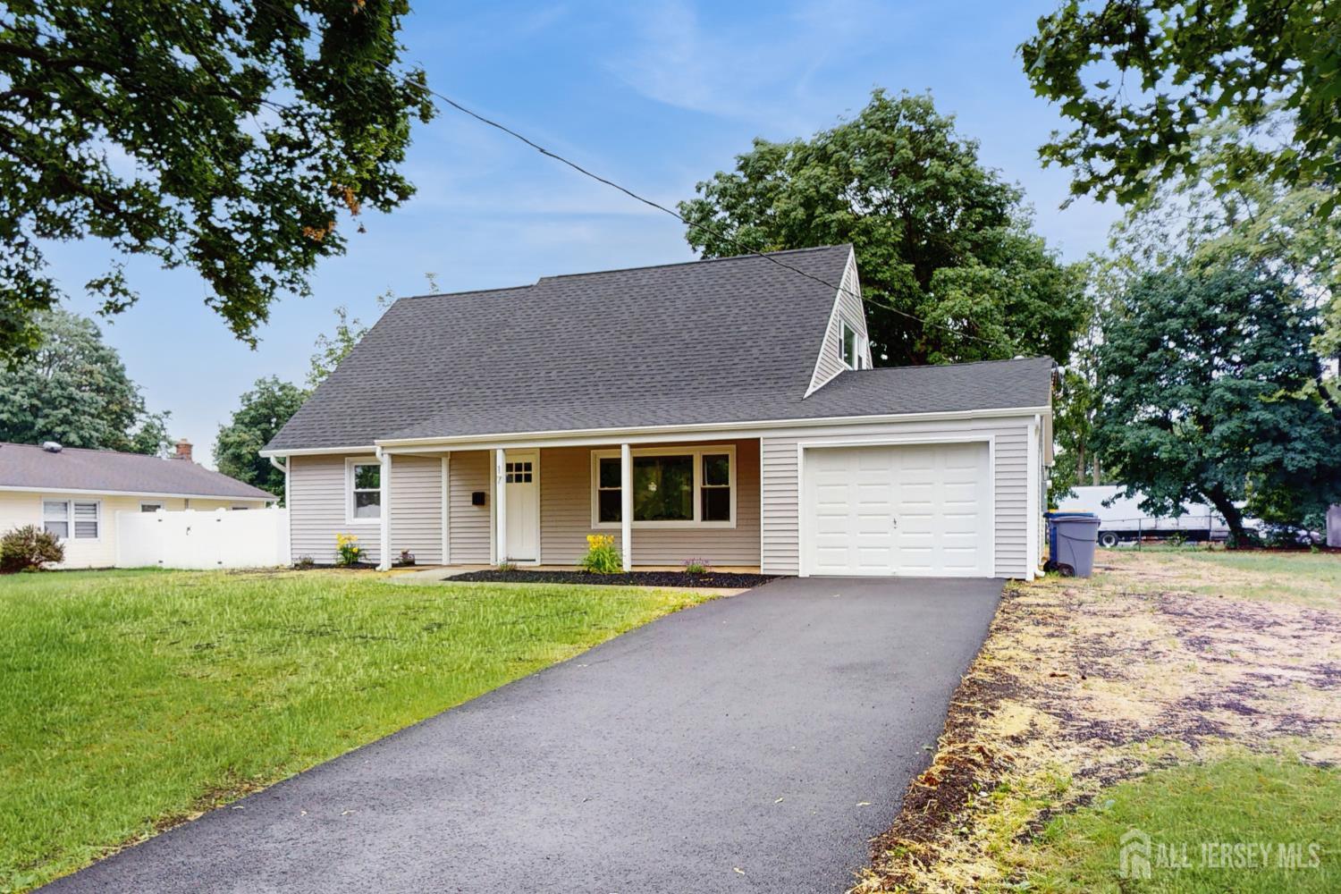 17 Tamarack Road, Franklin Twsp NJ 08873 - View 2
