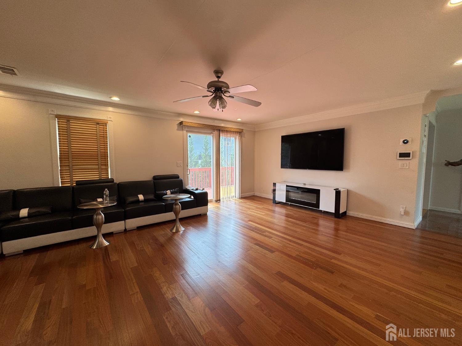 5 Hollywood Street, Edison NJ 08820 - View 5