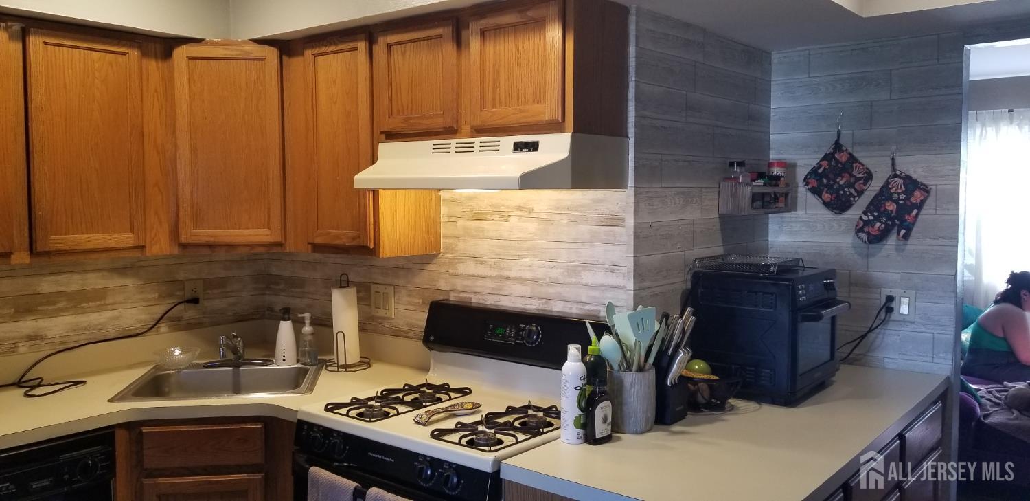 197 Evergreen Road # 3A, Edison NJ 08837 - View 5