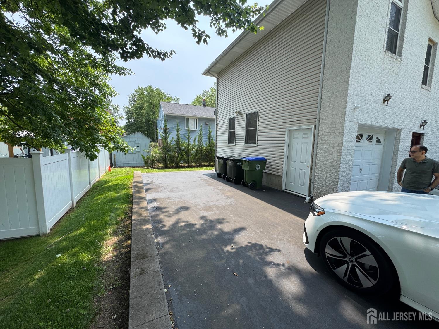 5 Hollywood Street, Edison NJ 08820 - View 2