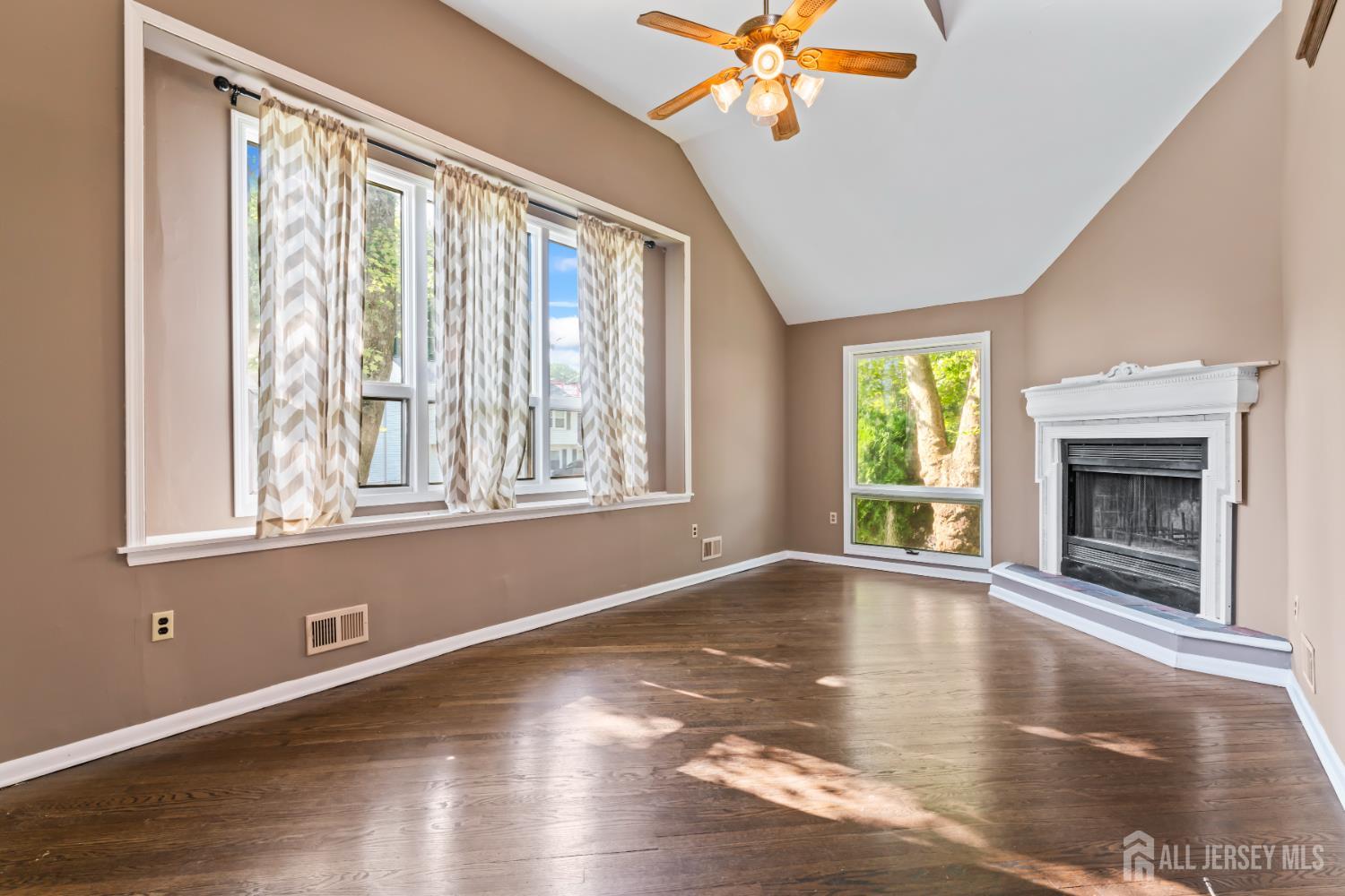 76 9th Street, Middletown NJ 07718 - View 3