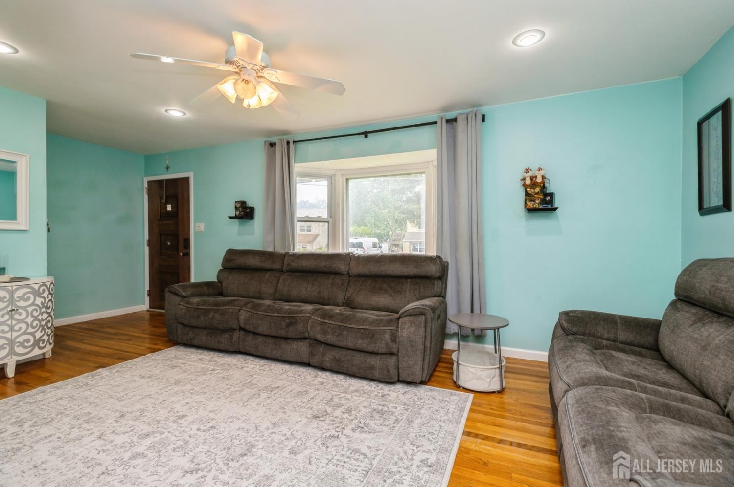 29 De Stefano Avenue, Spotswood NJ 08884 - View 3