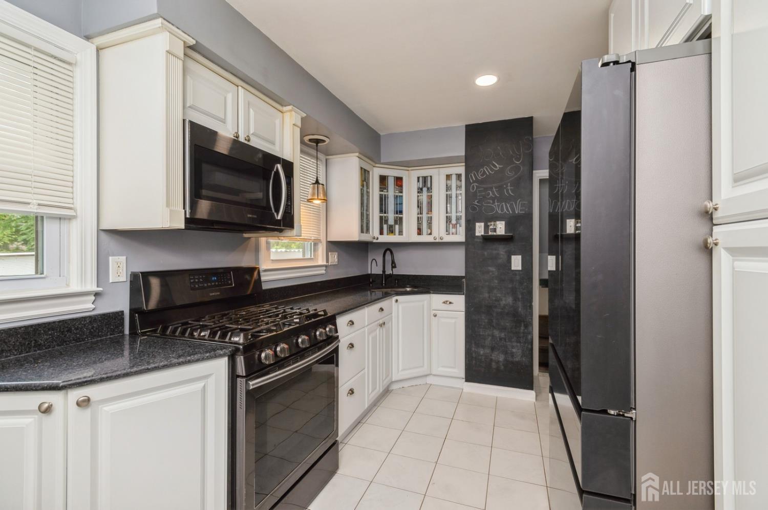 29 De Stefano Avenue, Spotswood NJ 08884 - View 5