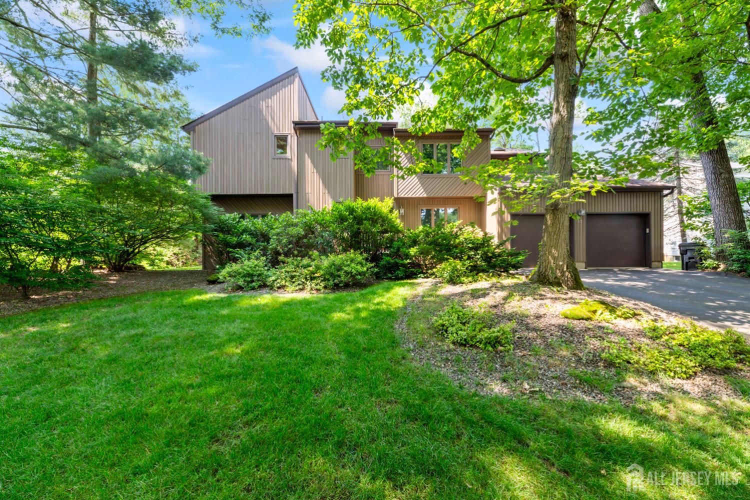 17 Theodore Drive, East Brunswick NJ 08816 - View 2