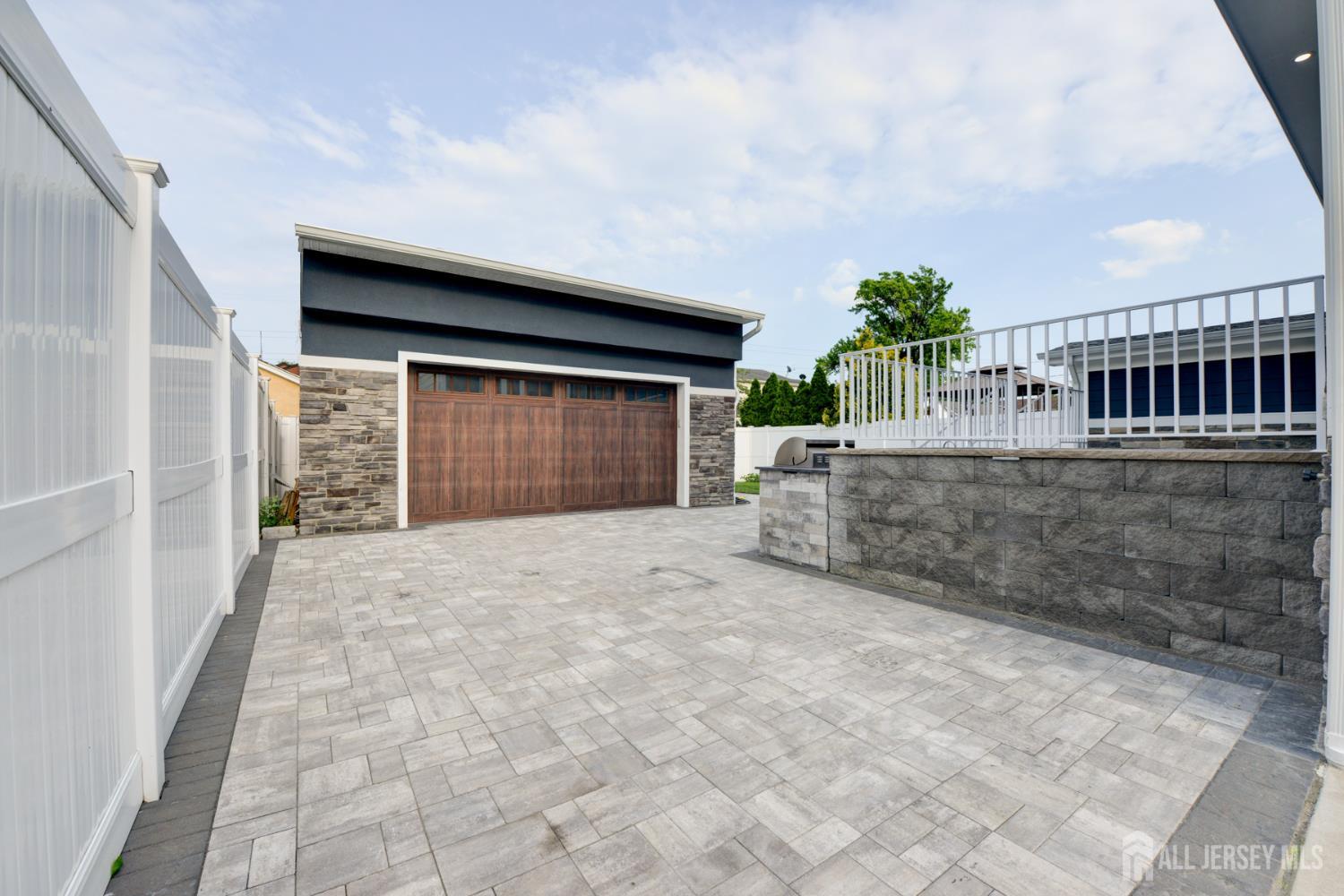 70 Post Boulevard, Carteret NJ 07008 - View 4