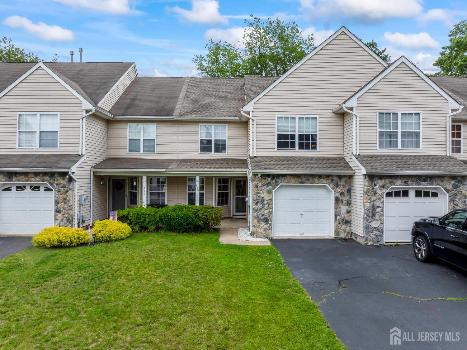 252 Moses Milch Drive, Howell NJ 07731 - View 2