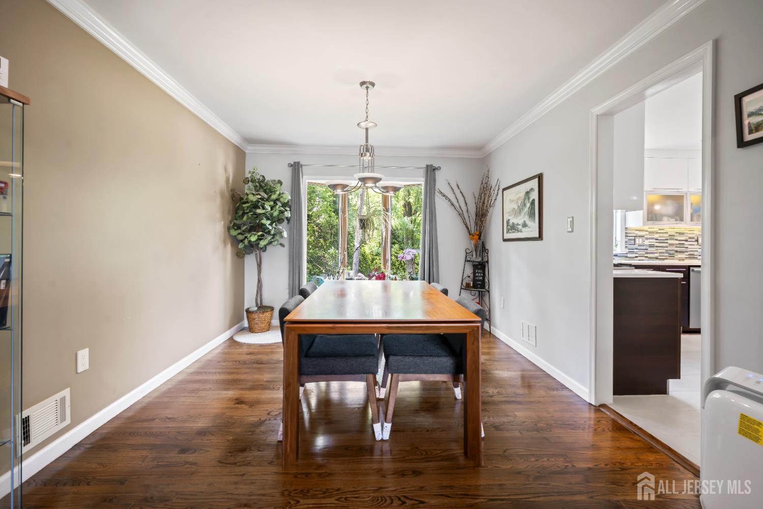 6 Schindler Court, East Brunswick NJ 08816 - View 5