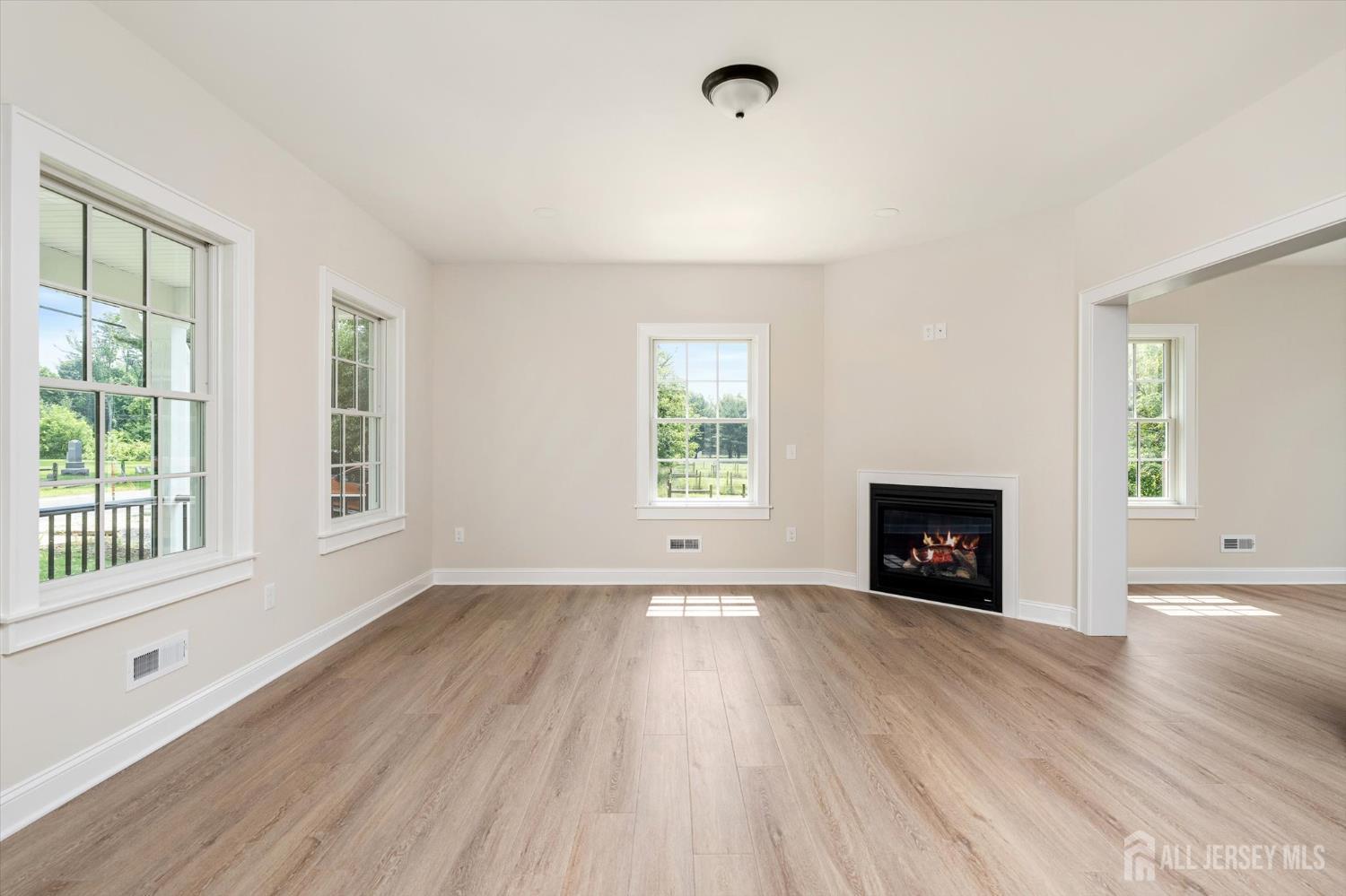 438 Ellisdale Road, Chesterfield NJ 08515 - View 5