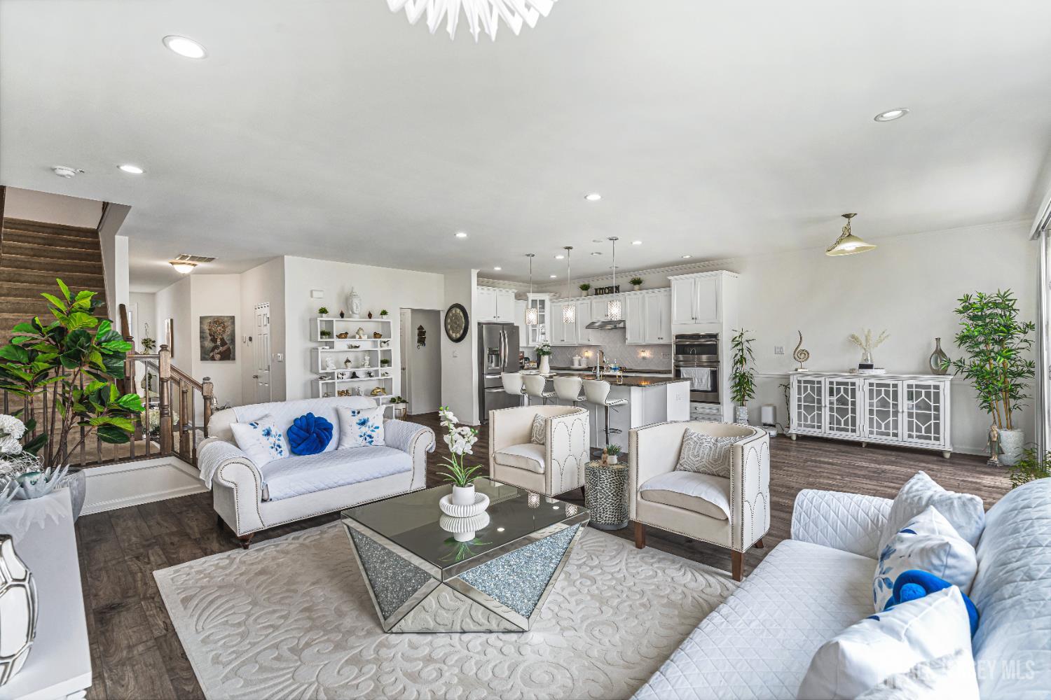 18 Larkspur Lane, Monroe NJ 08831 - View 2