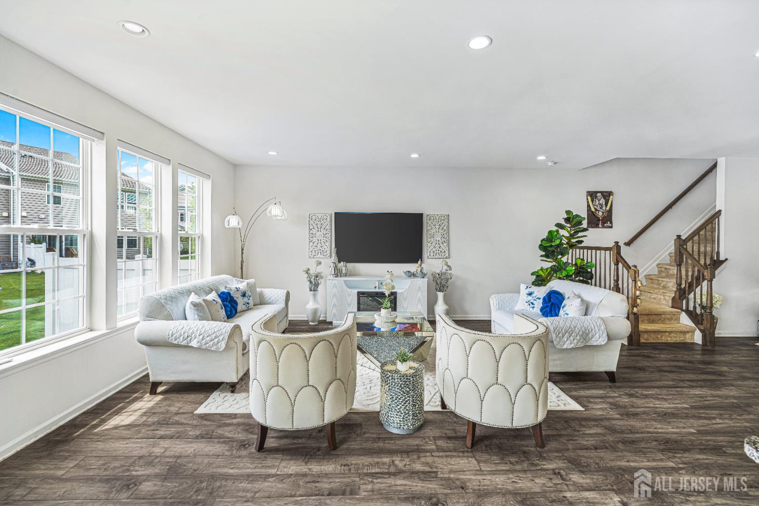 18 Larkspur Lane, Monroe NJ 08831 - View 5