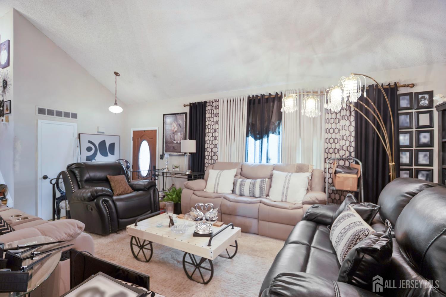 1090 W Lake Drive W, Toms River NJ 08753 - View 4