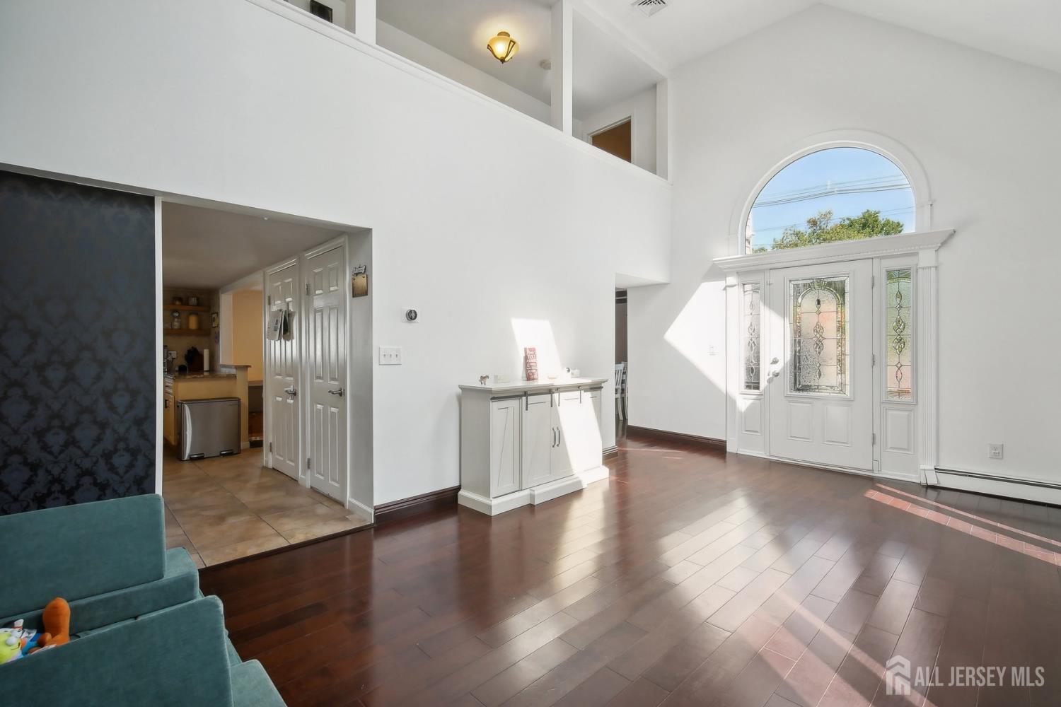51 Greenbrook Road, Middlesex NJ 08846 - View 5