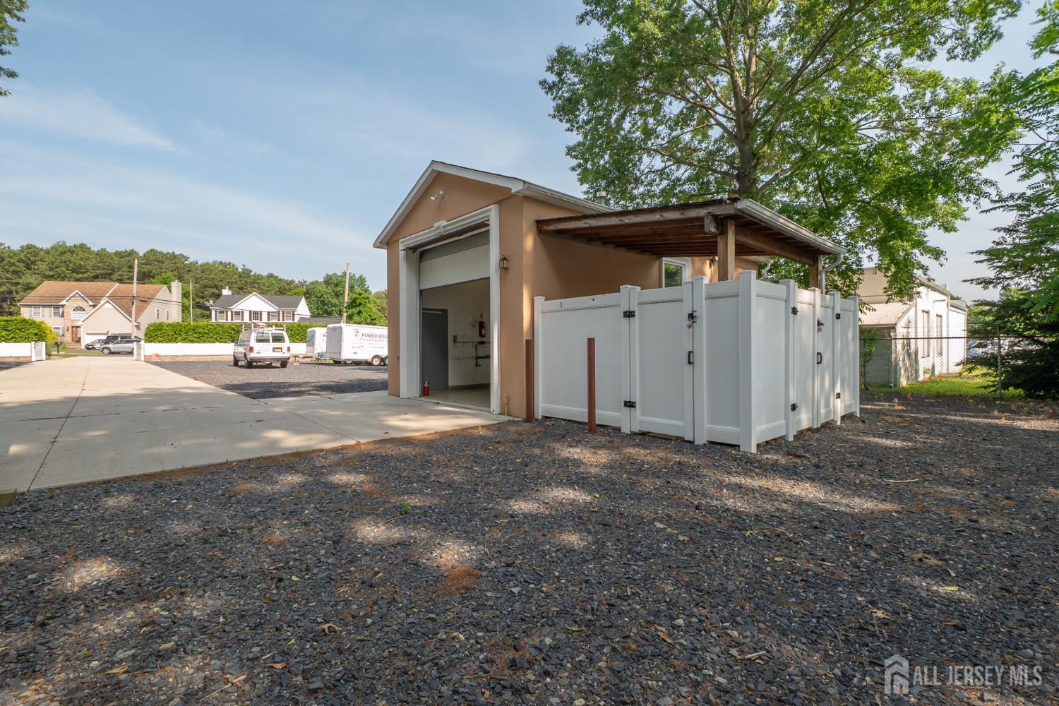 33 Bordentown Turnpike, Jamesburg NJ 08831 - View 4