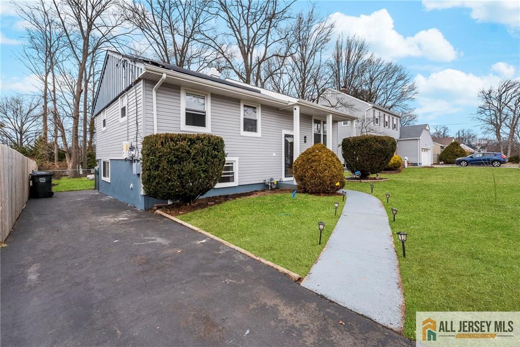 811 Coolidge Avenue, Woodbridge Proper NJ 07095 - View 3