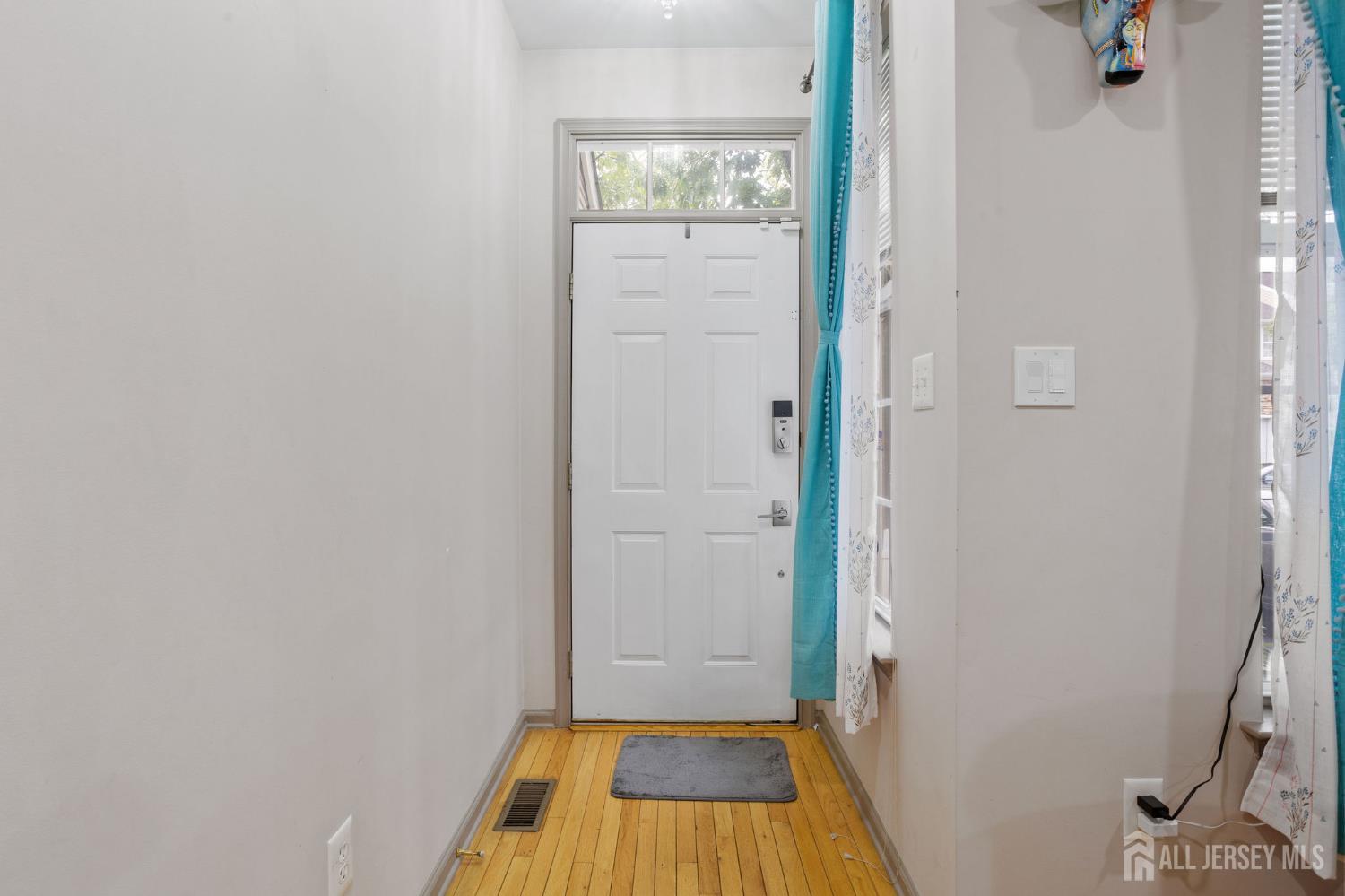 1905 Dahlia Circle, South Brunswick NJ 08810 - View 5