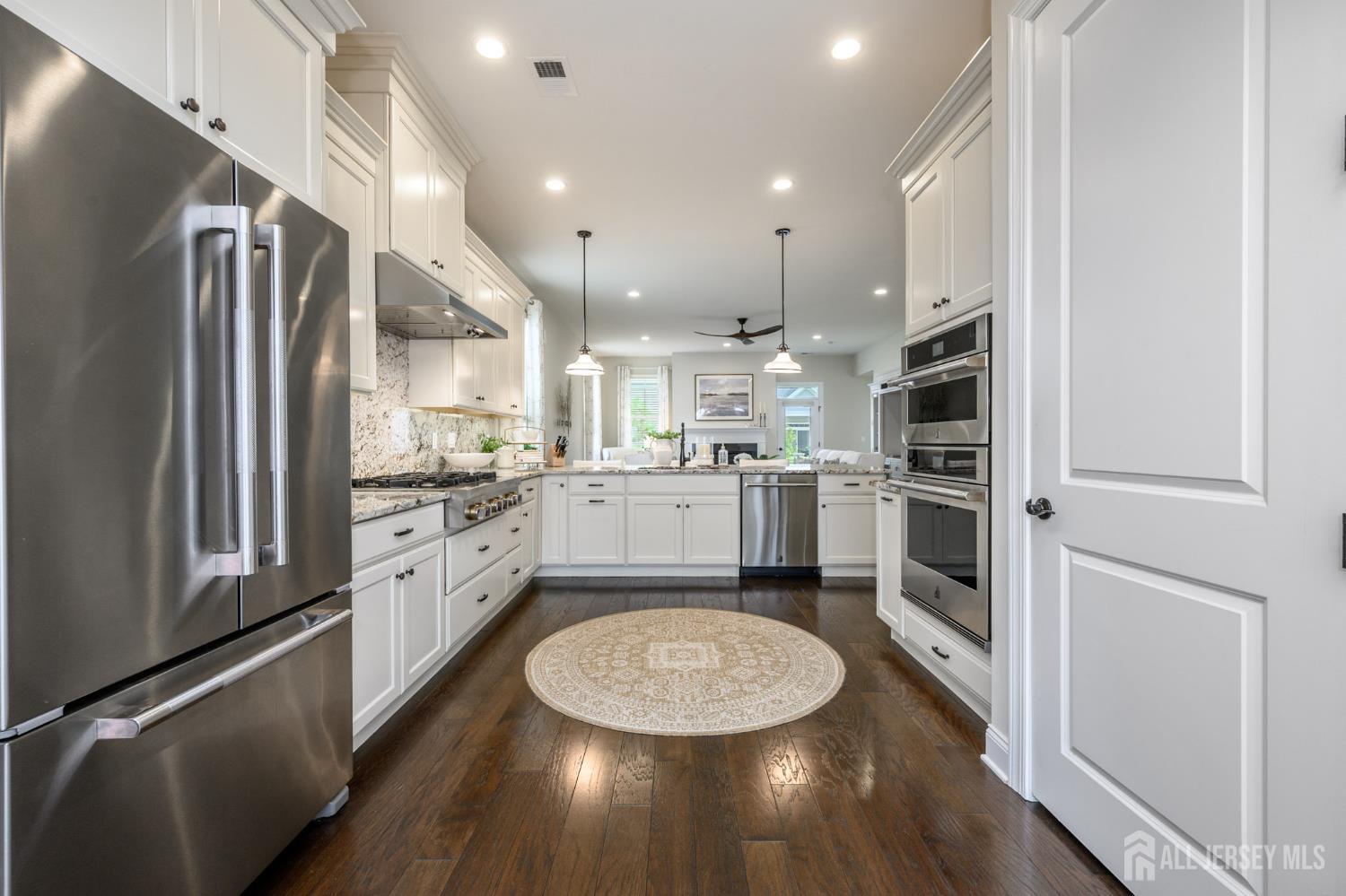 15 Woodspring Road, Farmingdale NJ 07727 - View 4