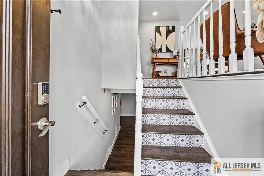 811 Coolidge Avenue, Woodbridge Proper NJ 07095 - View 5