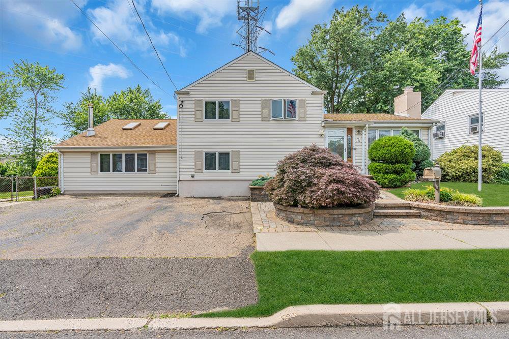 35 Albert Drive, Sayreville NJ 08859 - View 2
