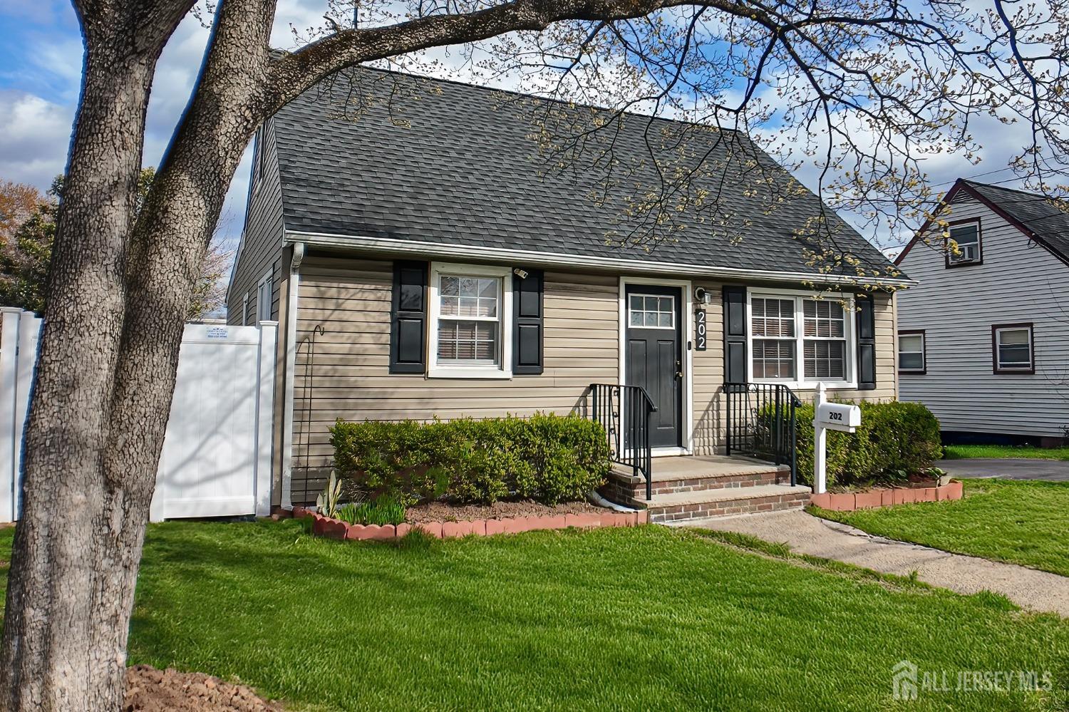 202 Jackson Avenue, Edison NJ 08837 - View 2