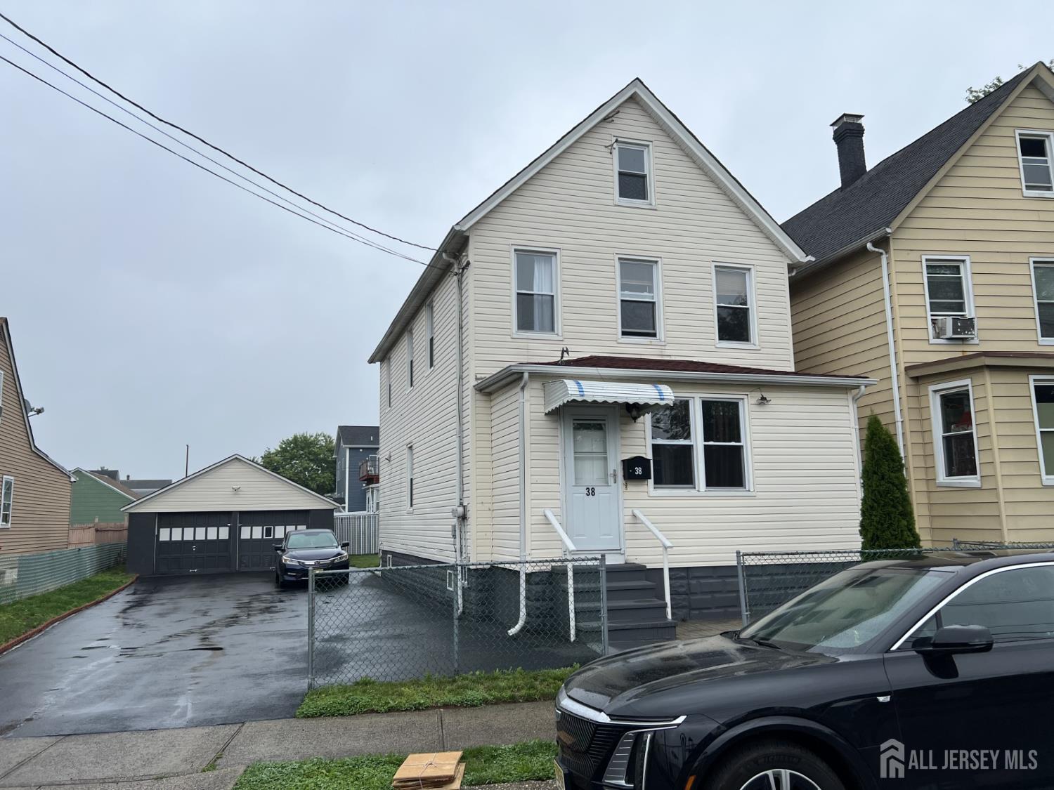 38 Hayward Avenue, Carteret NJ 07008 - View 2