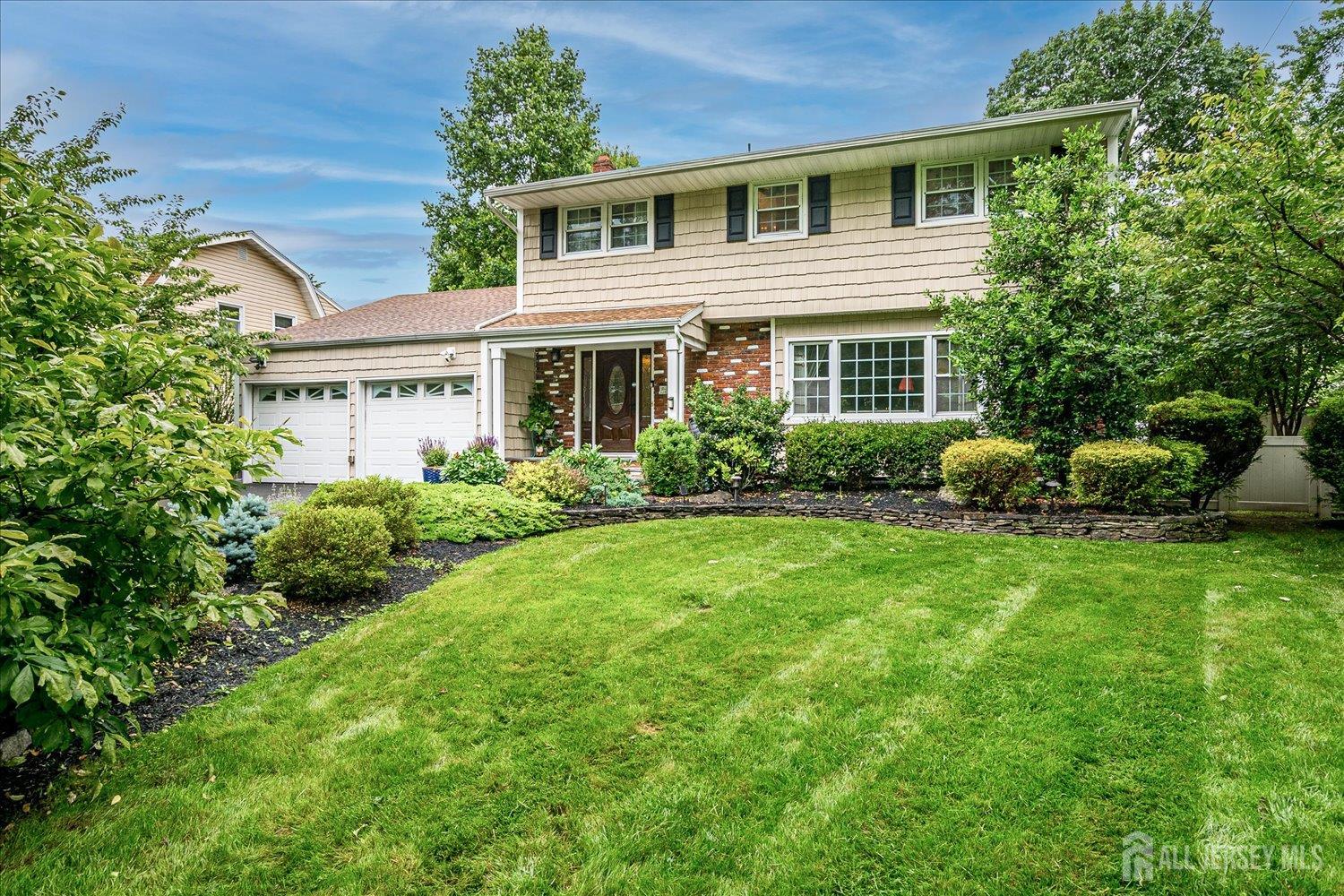 10 Dellview Drive, Edison NJ 08820 - View 4