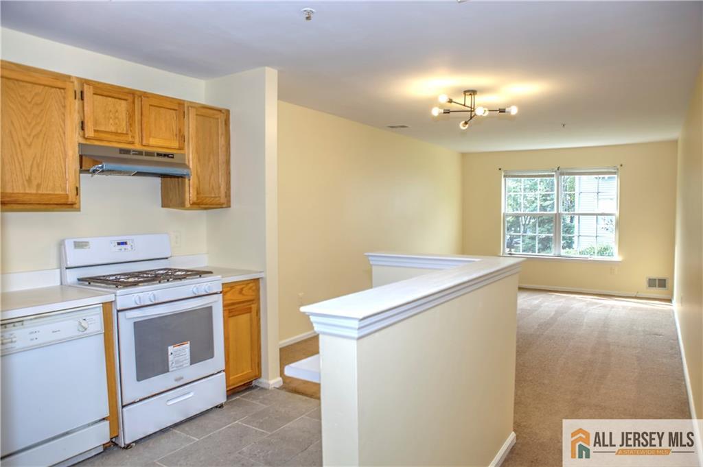 93 Inverness Drive # 3093, Edison NJ 08820 - View 2