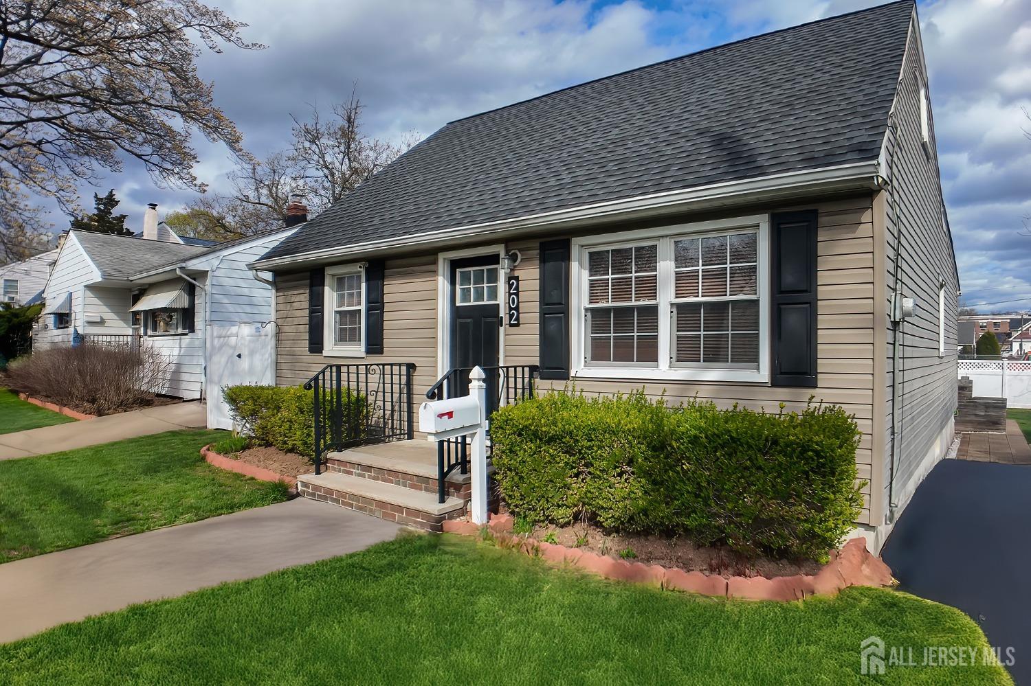 202 Jackson Avenue, Edison NJ 08837 - View 3
