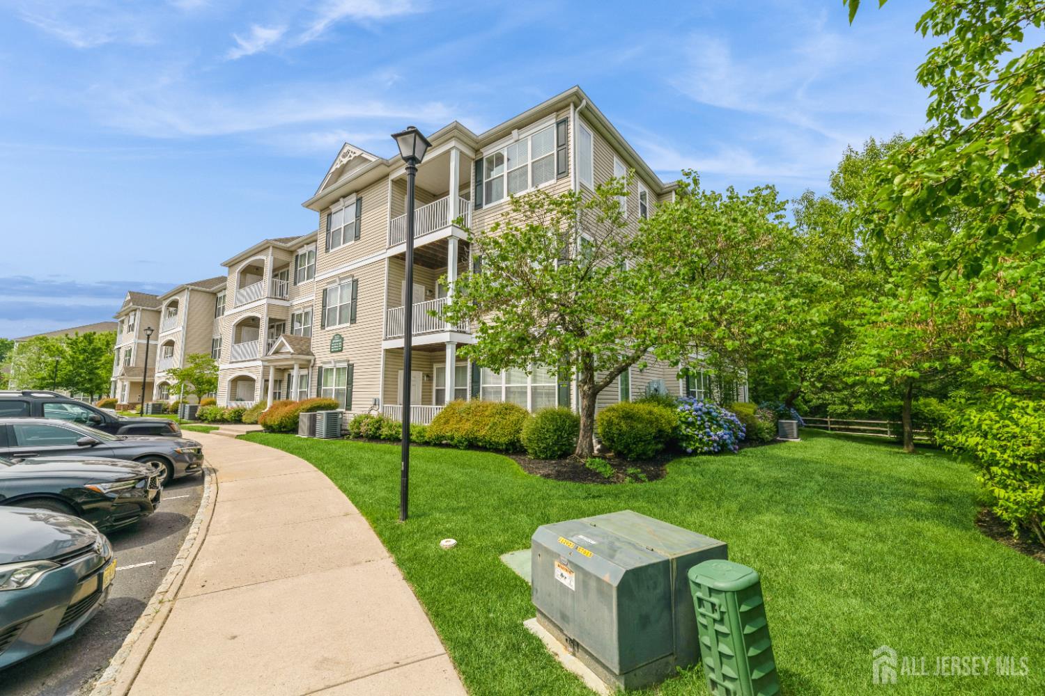 326 Sloan Court, Matawan NJ 07747 - View 2