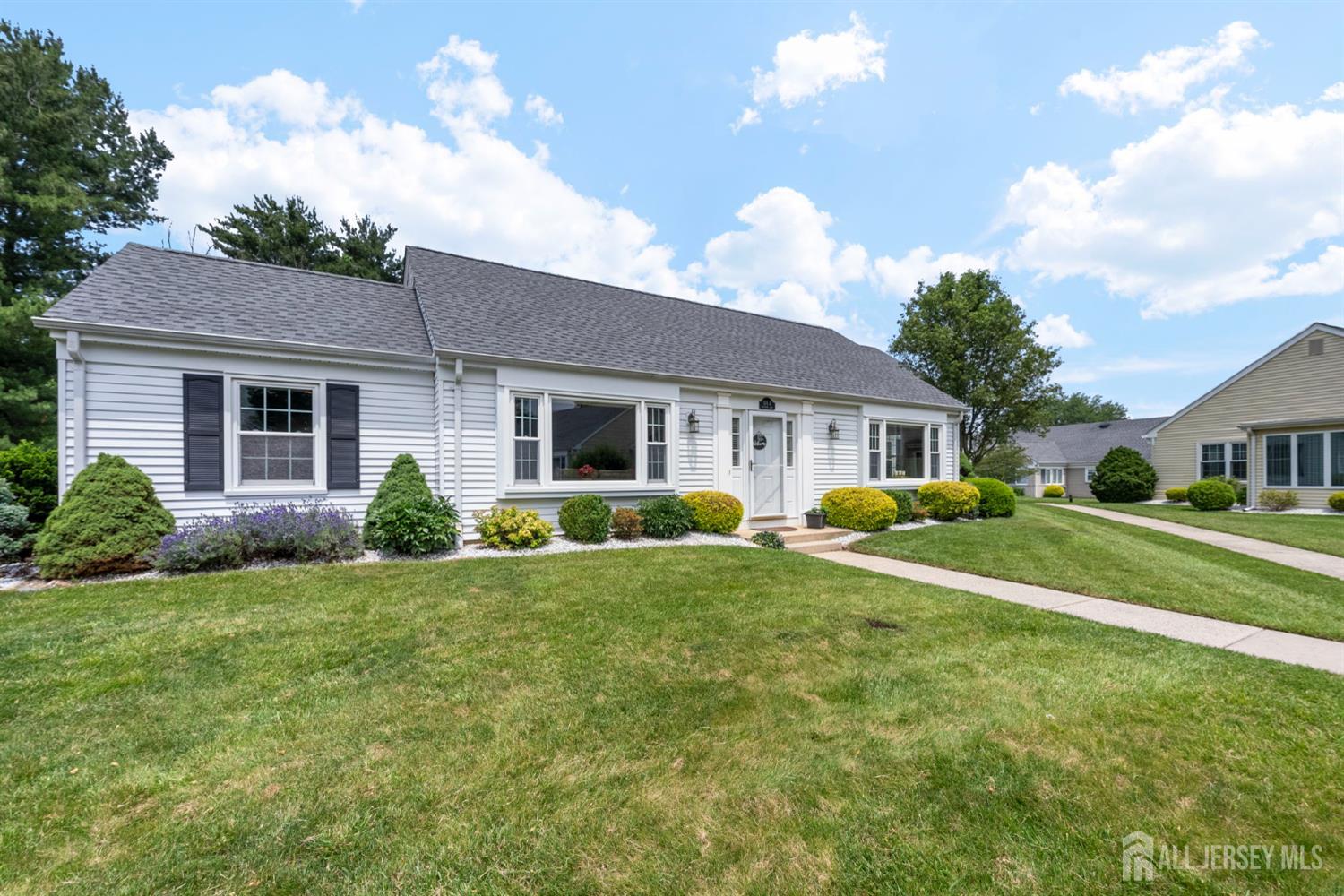 571 Westport Lane # A, Middlesex NJ 08831 - View 2